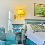 Hotel Palacio De Velada 4*