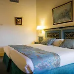 Palacio De Velada 4*