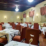 Palacio De Velada 4* Ávila