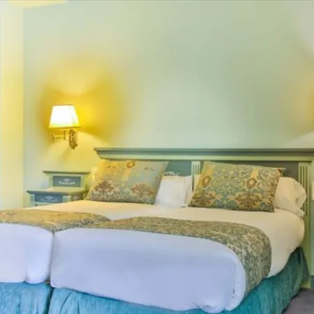 Palacio De Velada 4* Ávila