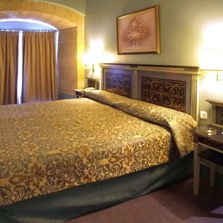 Hotel Palacio De Velada 4*