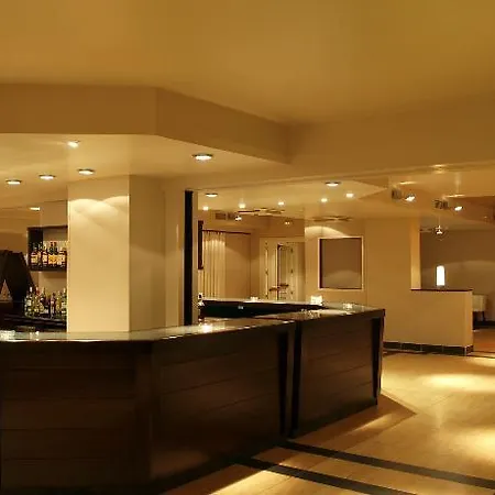 Palacio De Velada 4*