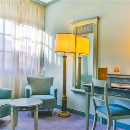 Hotel Palacio De Velada 4*