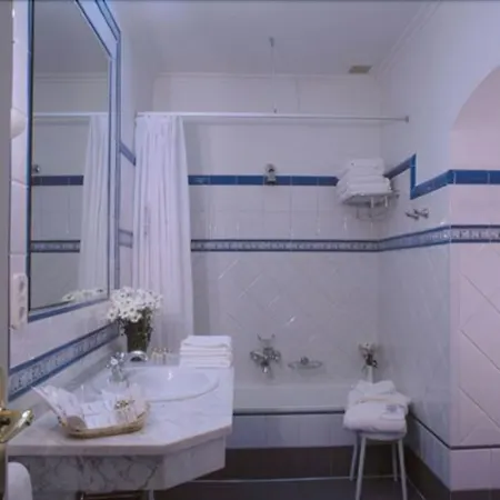 Hotel Palacio De Velada