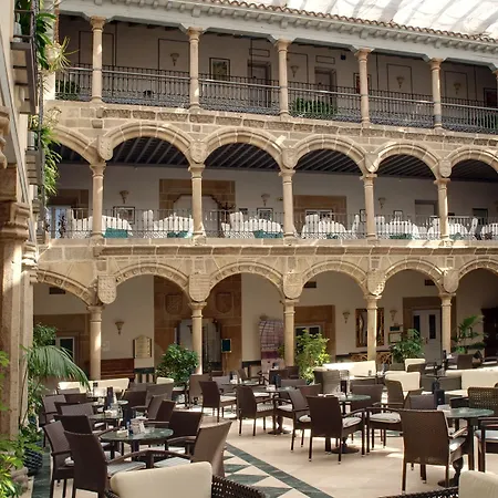 Palacio De Velada Ávila