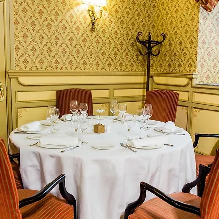 Otel Palacio De Velada 4*