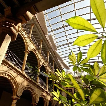 Palacio De Velada