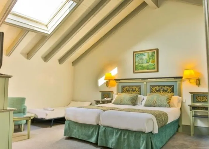 팔라시아 데 벨라다 4*