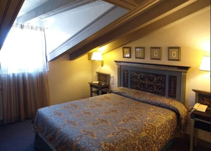 Palacio De Velada Отель 4*