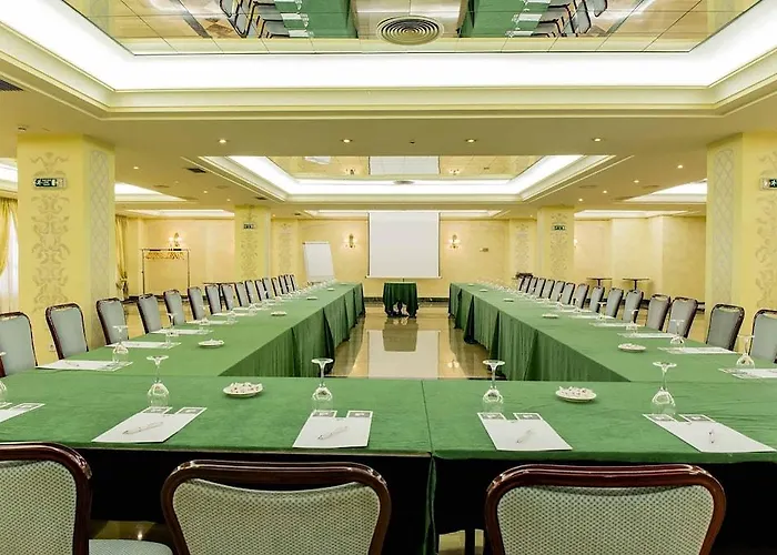 Palacio De Velada 4*