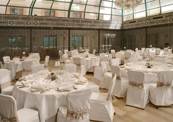 Отель Palacio De Velada 4*