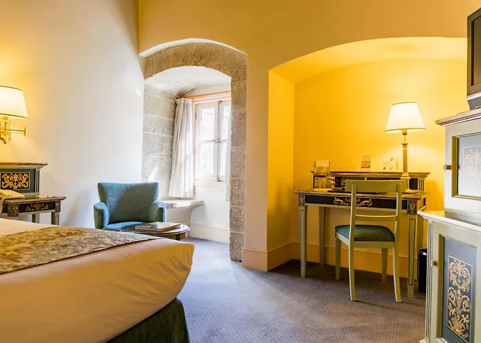 Отель Palacio De Velada 4*