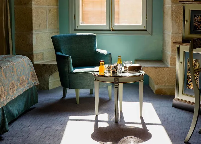 Отель Palacio De Velada 4*