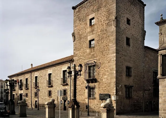 팔라시아 데 벨라다 호텔 Ávila