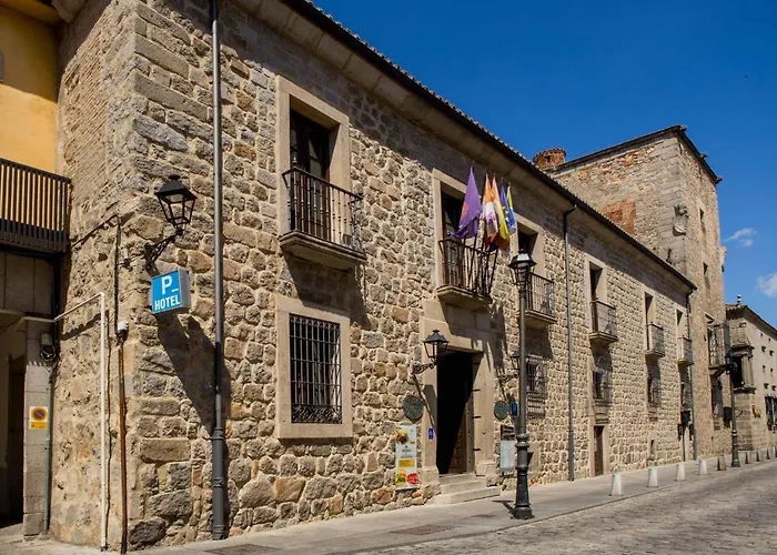 Отель Palacio De Velada 4*