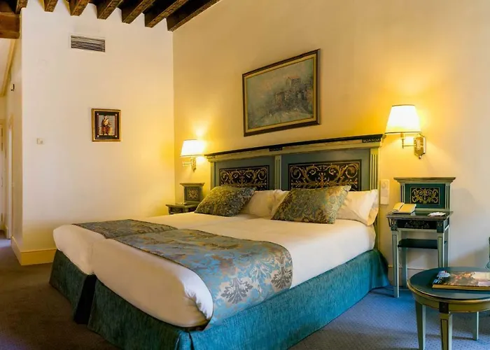 호텔 팔라시아 데 벨라다