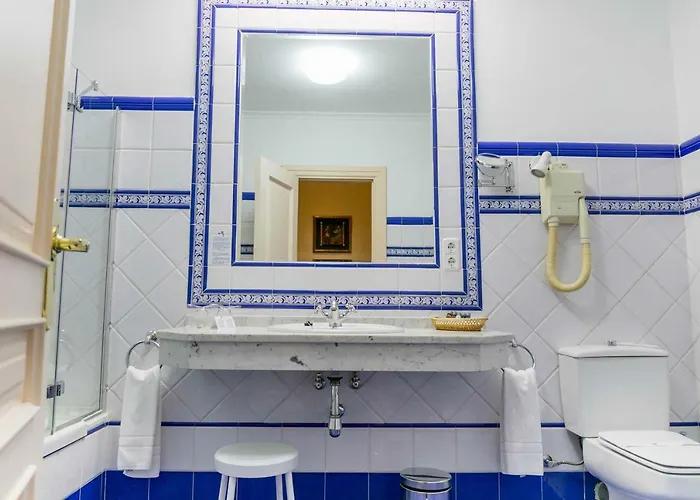 팔라시아 데 벨라다 호텔