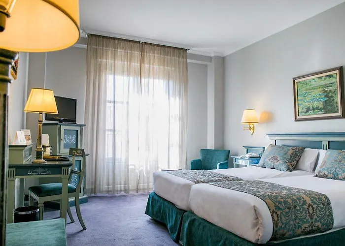 호텔 팔라시아 데 벨라다 Ávila